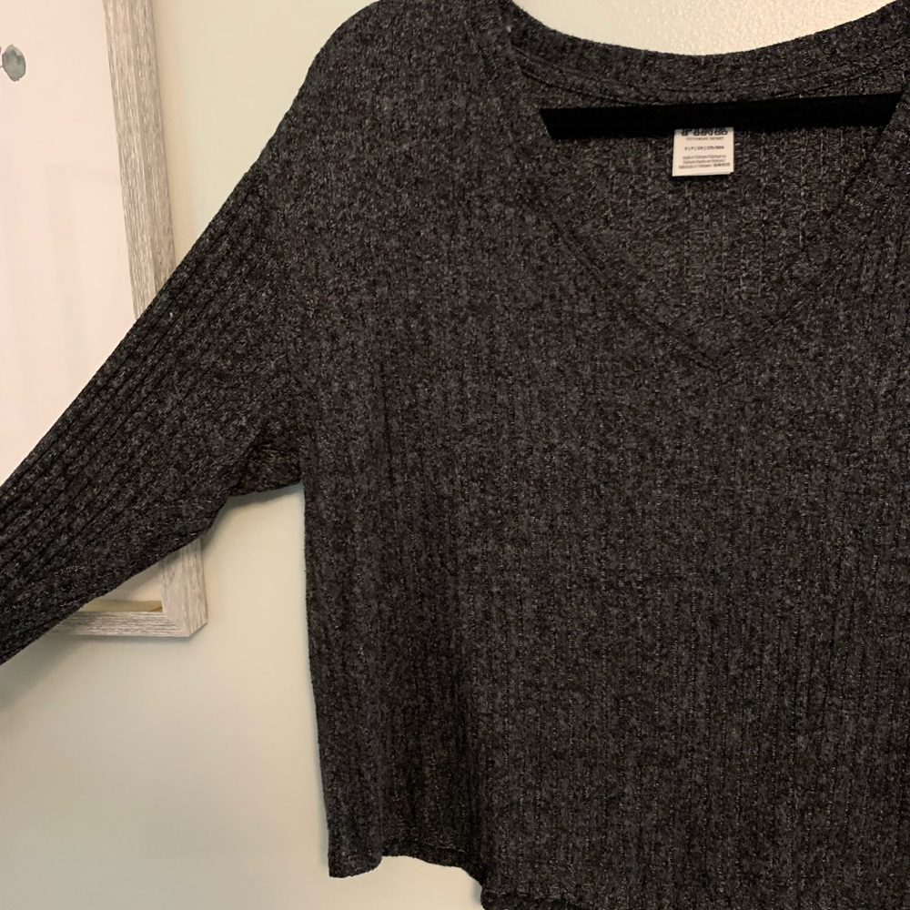 VS PINK CROPPED SWEATER SZ SM